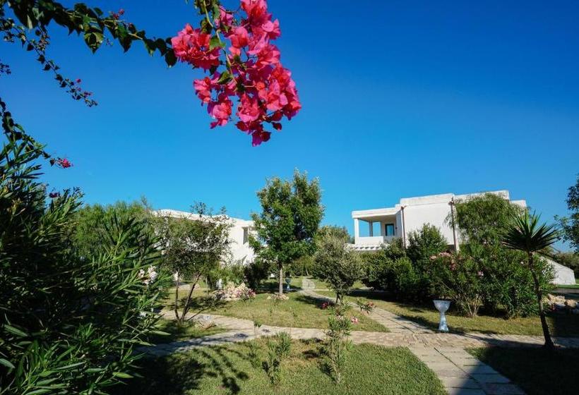 호텔 Torre Guaceto Greenblu Resort