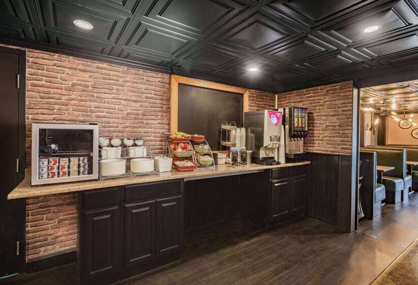 فندق Travelodge By Wyndham Miramichi New Brunswick