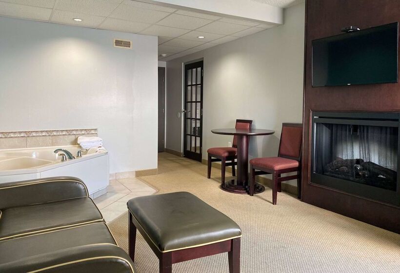 فندق Travelodge By Wyndham Miramichi New Brunswick