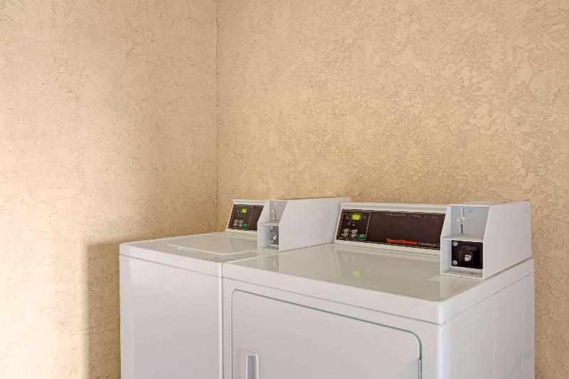 فندق Travelodge By Wyndham Tucson Az