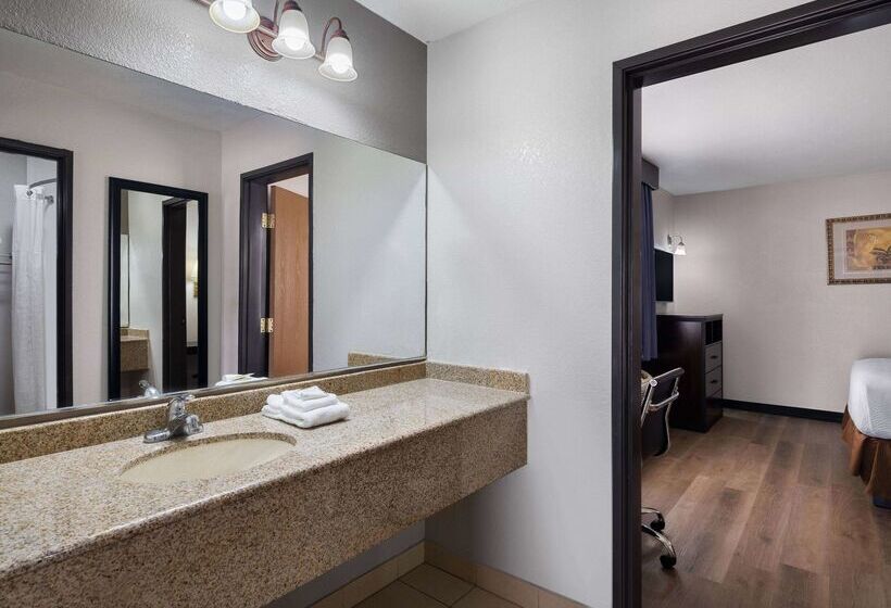 فندق Travelodge By Wyndham Tucson Az