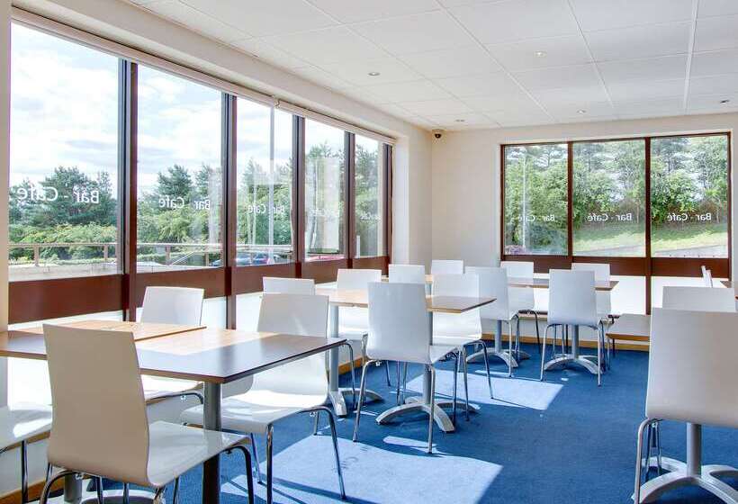 ホテル Travelodge Cockermouth