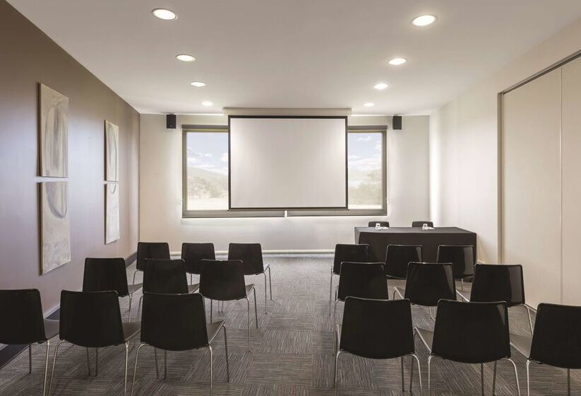 Travelodge Hotel Hobart Airport