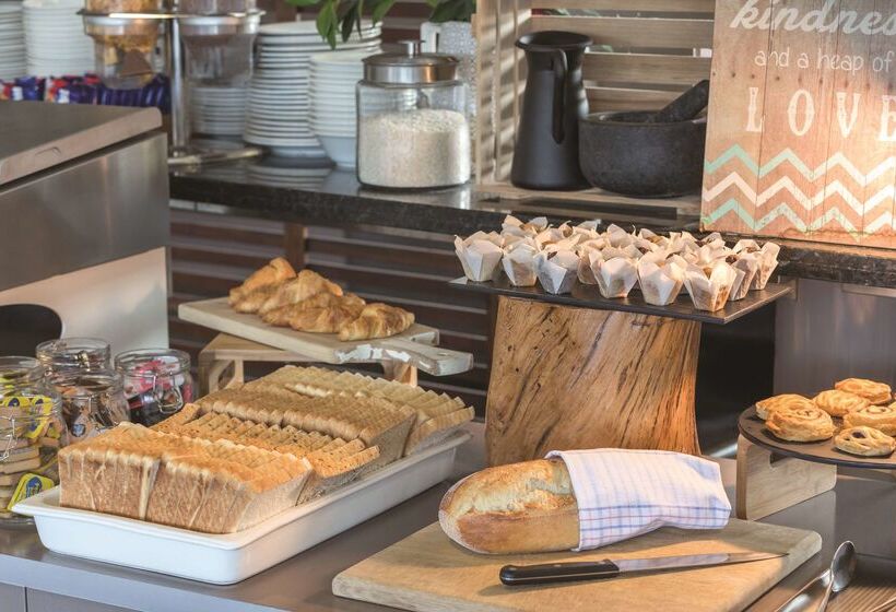 Travelodge Hotel Hobart Airport