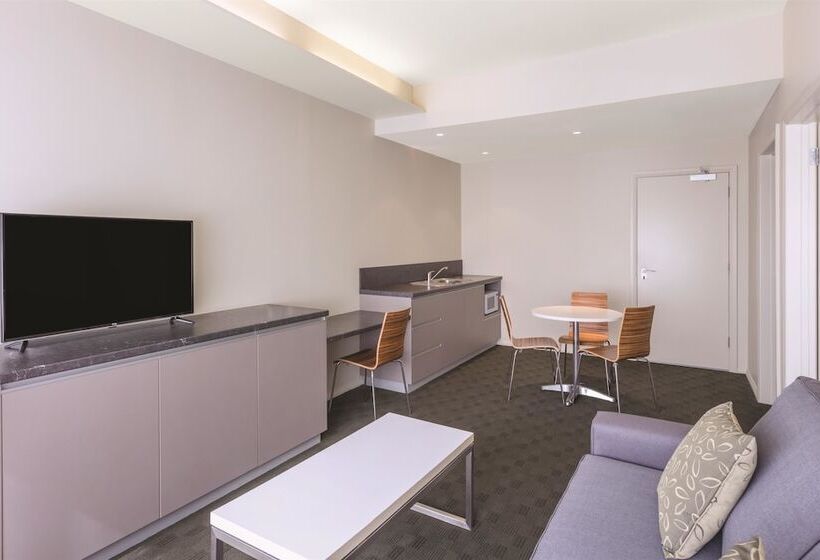 Travelodge Hotel Hobart Airport