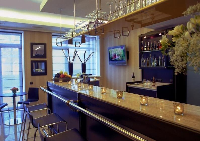 هتل Villa Kristina