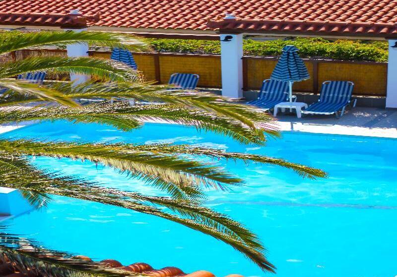 ホテル Votsalakia