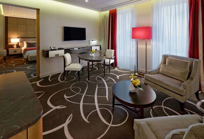 هتل Waldorf Astoria Berlin