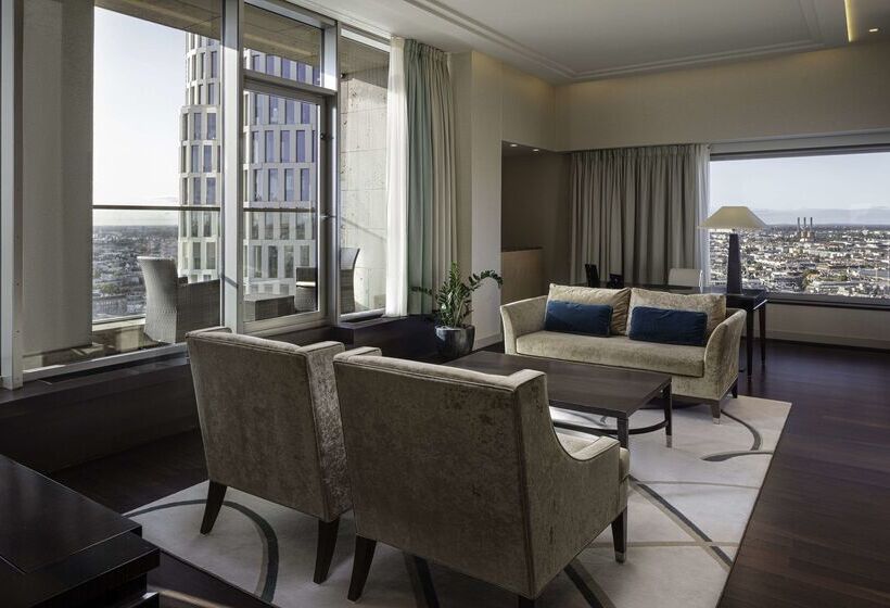 هتل Waldorf Astoria Berlin