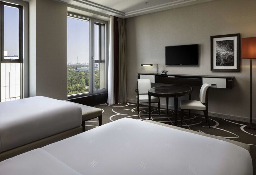 هتل Waldorf Astoria Berlin