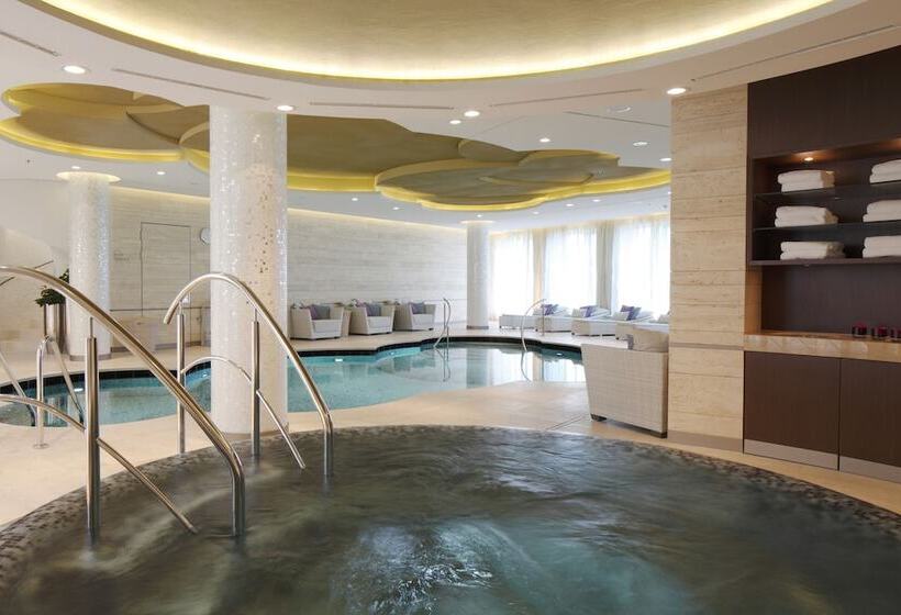 هتل Waldorf Astoria Berlin