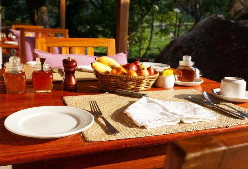 هتل Windermere Estate