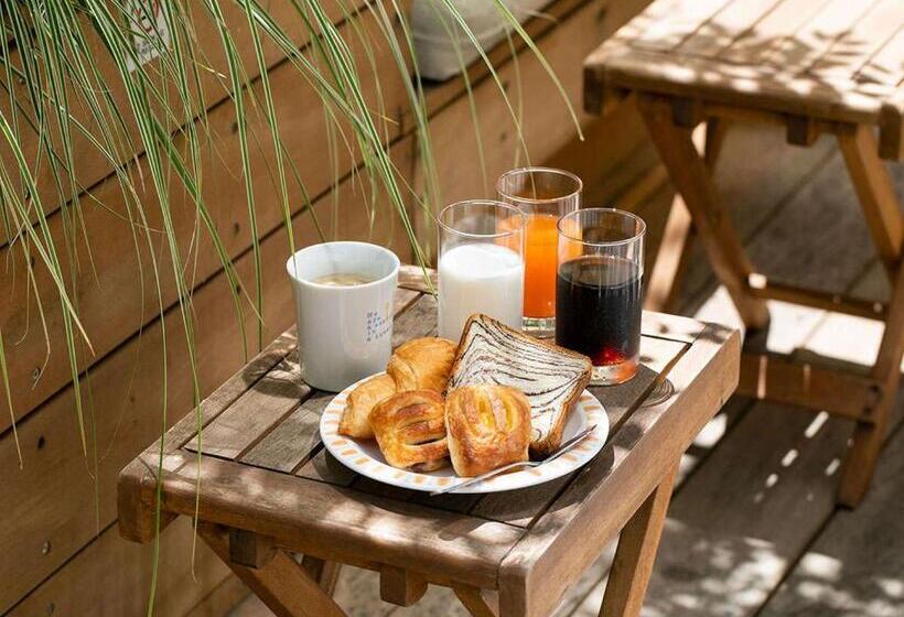 Отель Wing International Korakuen