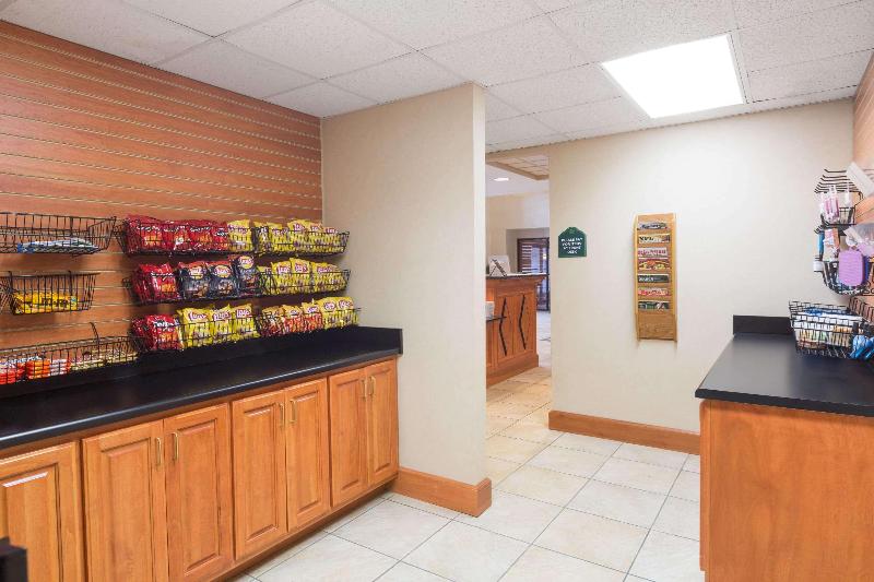 فندق Spark By Hilton Tupelo