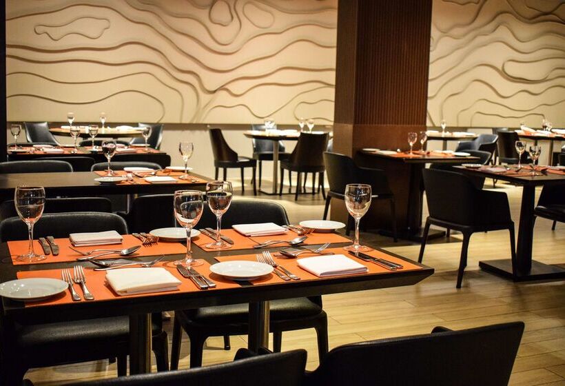 Отель Wyndham Nordelta Tigre  Buenos Aires