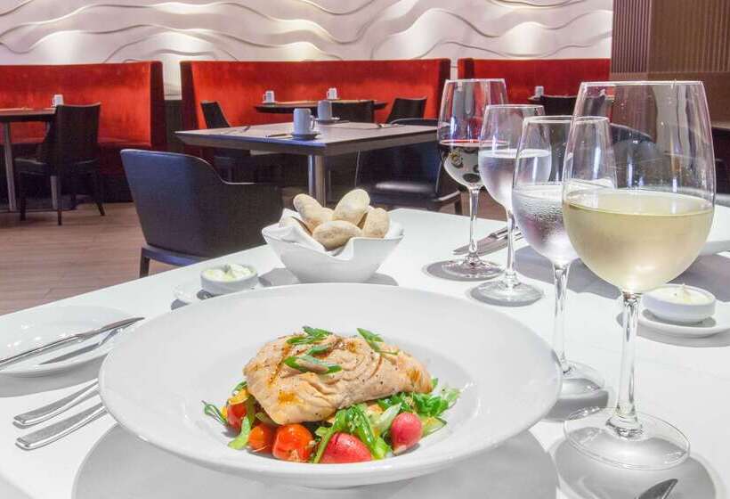 Отель Wyndham Nordelta Tigre  Buenos Aires