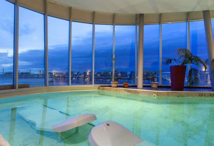 Отель Wyndham Nordelta Tigre  Buenos Aires