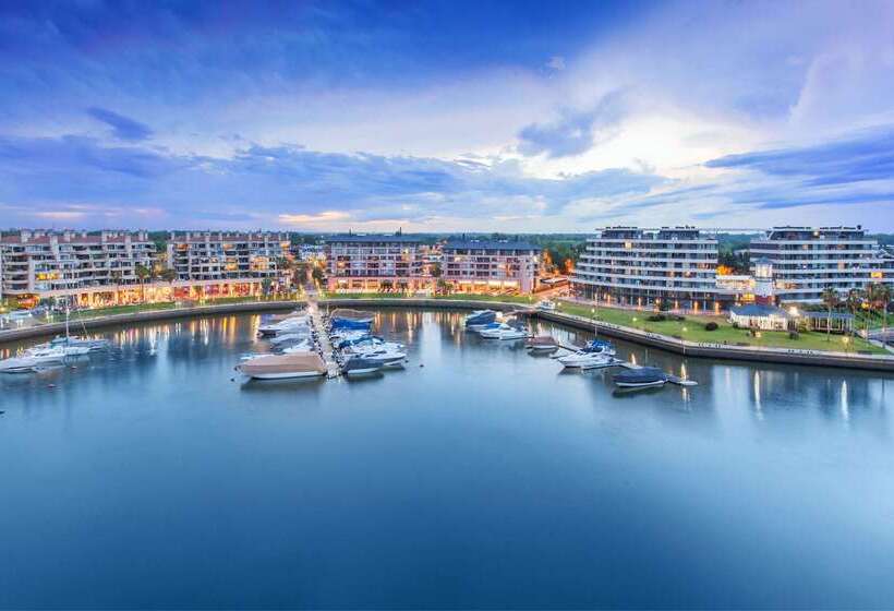 Отель Wyndham Nordelta Tigre  Buenos Aires