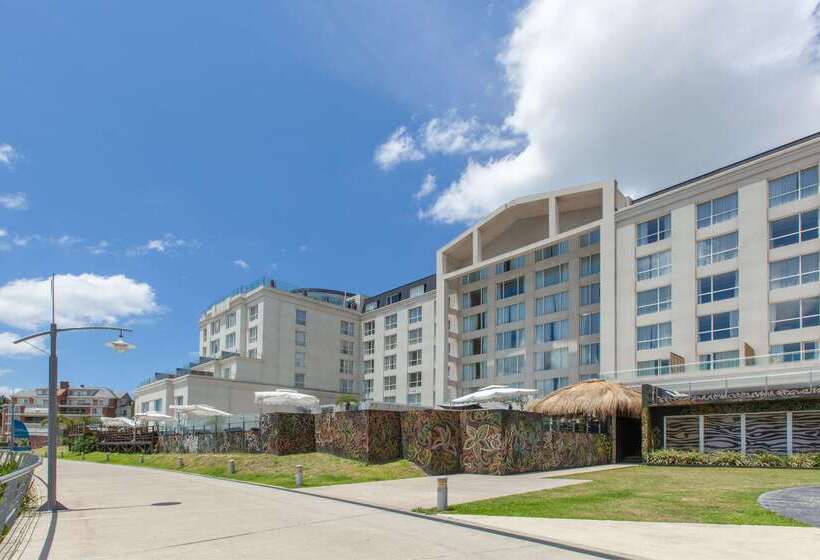 Отель Wyndham Nordelta Tigre  Buenos Aires