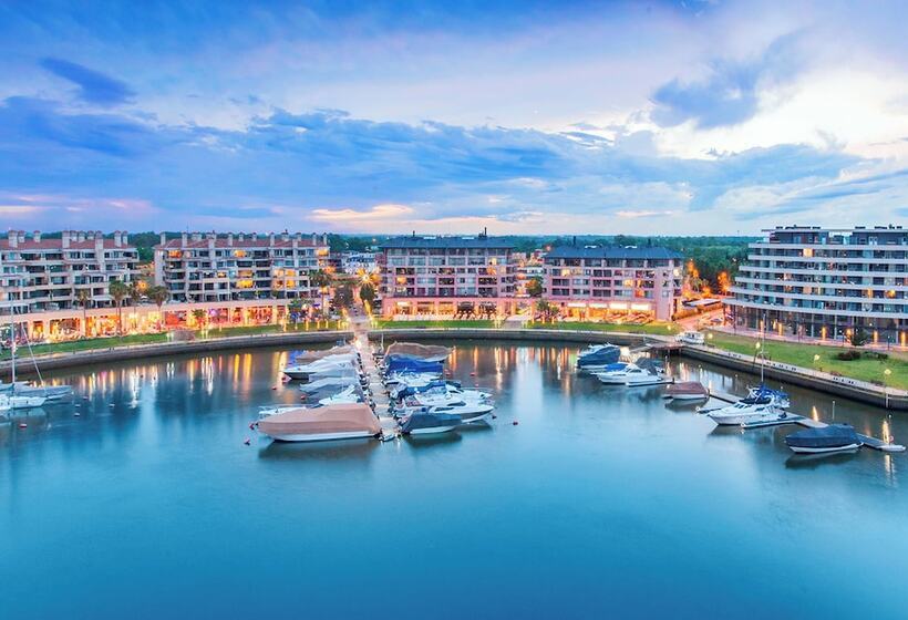 Отель Wyndham Nordelta Tigre  Buenos Aires