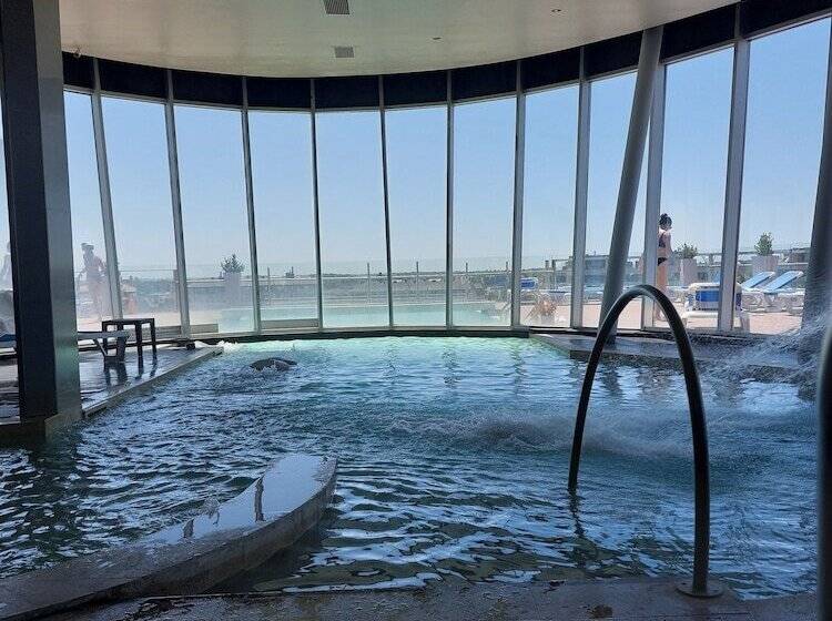 Отель Wyndham Nordelta Tigre  Buenos Aires