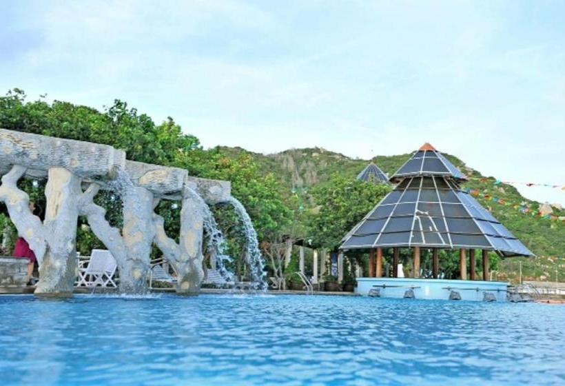 Long Hai Beach Resort