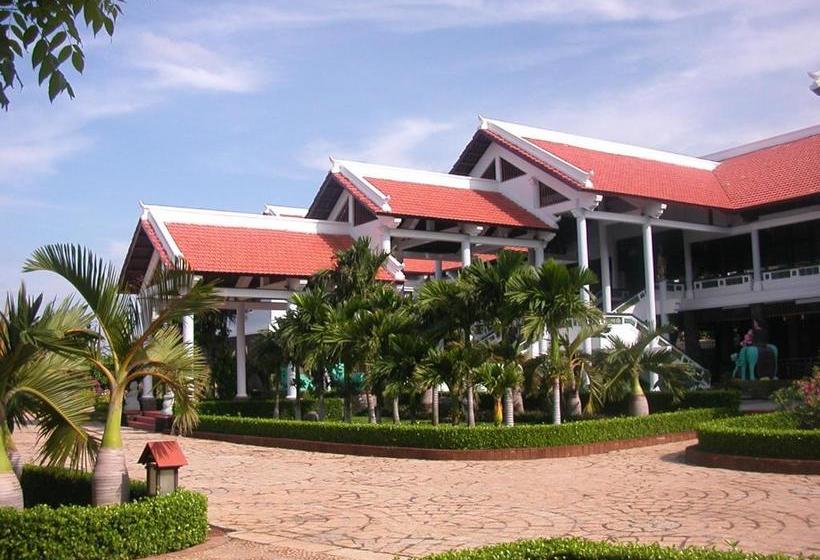 Long Hai Beach Resort