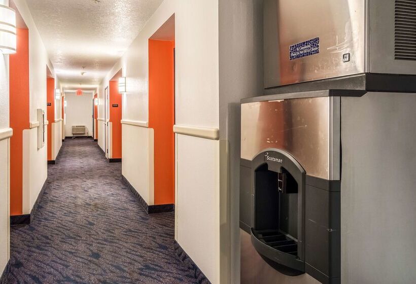 Motel 6 Lincoln City, Or