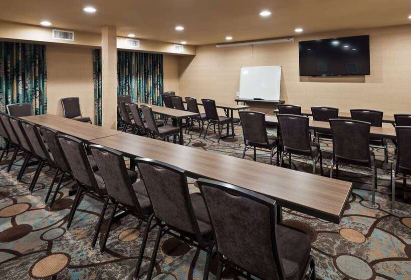 فندق على الطريق Best Western Plus Oceanside Palms