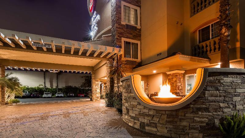 فندق على الطريق Best Western Plus Oceanside Palms