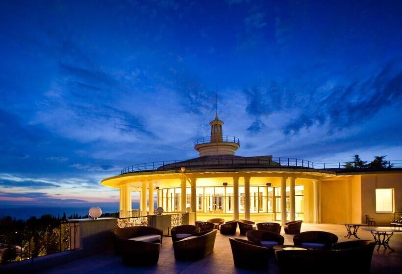 Rodina Grand Hotel And Spa