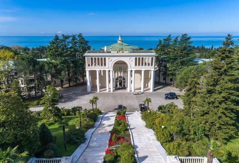 Rodina Grand Hotel And Spa