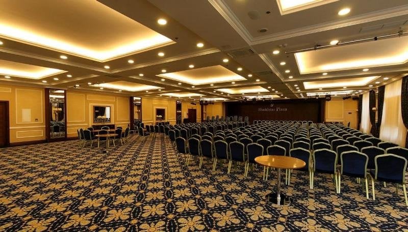 Shakhtar Plaza Hotel