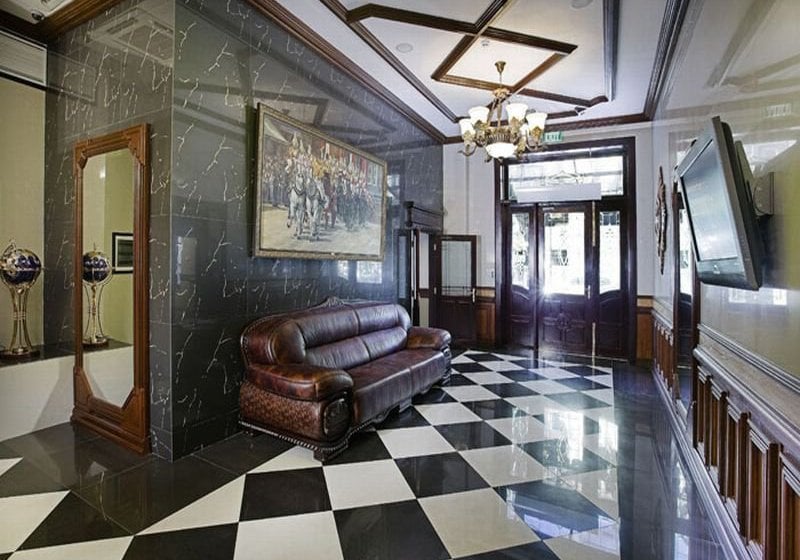 Shakhtar Plaza Hotel