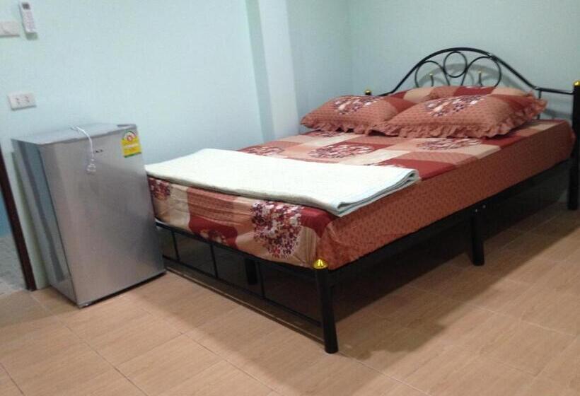 ユースホステル J&e