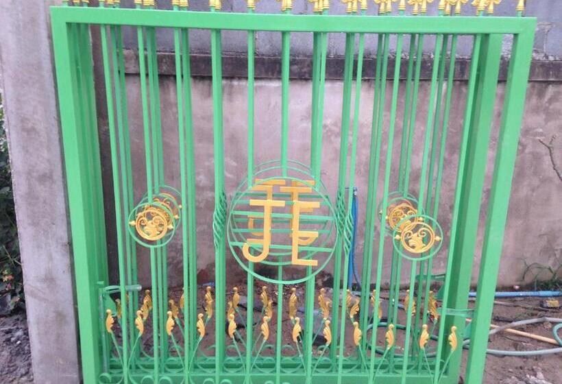 ユースホステル J&e