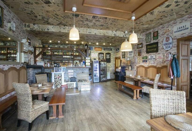 호스텔 Restaurace Stará Lípa