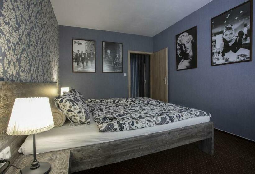 호스텔 Restaurace Stará Lípa