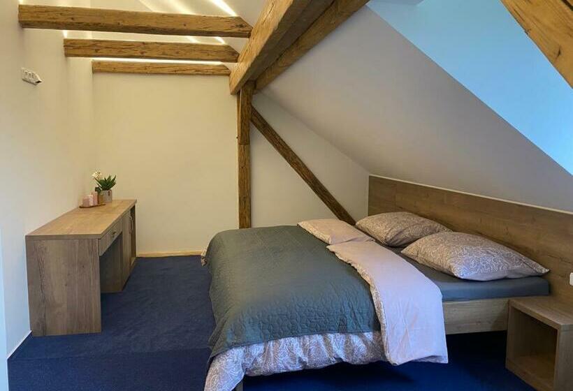 호스텔 Restaurace Stará Lípa