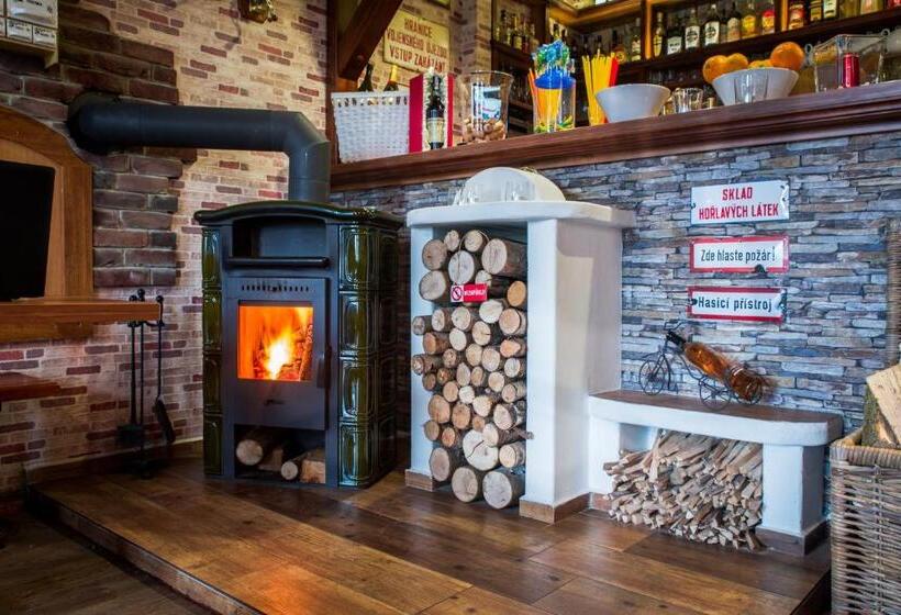 호스텔 Restaurace Stará Lípa