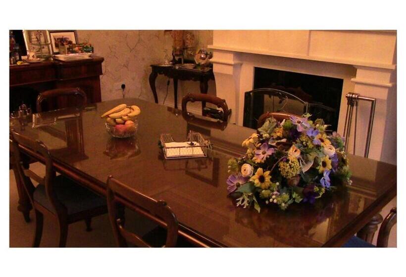 Ambrose Mews B&b