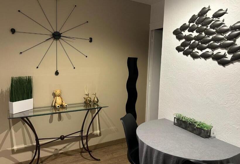 مبيت وإفطار Chambre D Hôtes De La Riaille 400 M De La Dolce Via