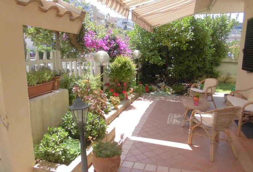 مبيت وإفطار Il Cavalluccio Marino