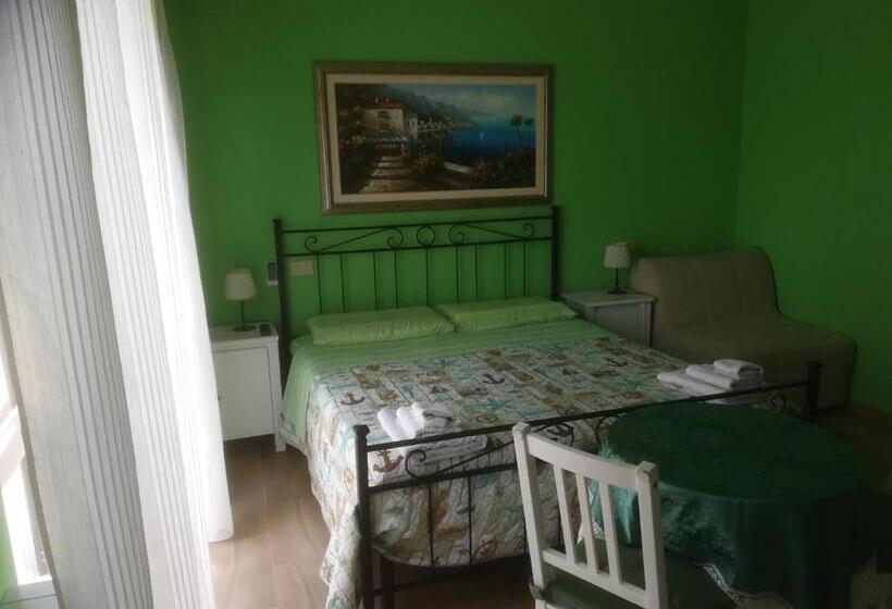 مبيت وإفطار Il Cavalluccio Marino