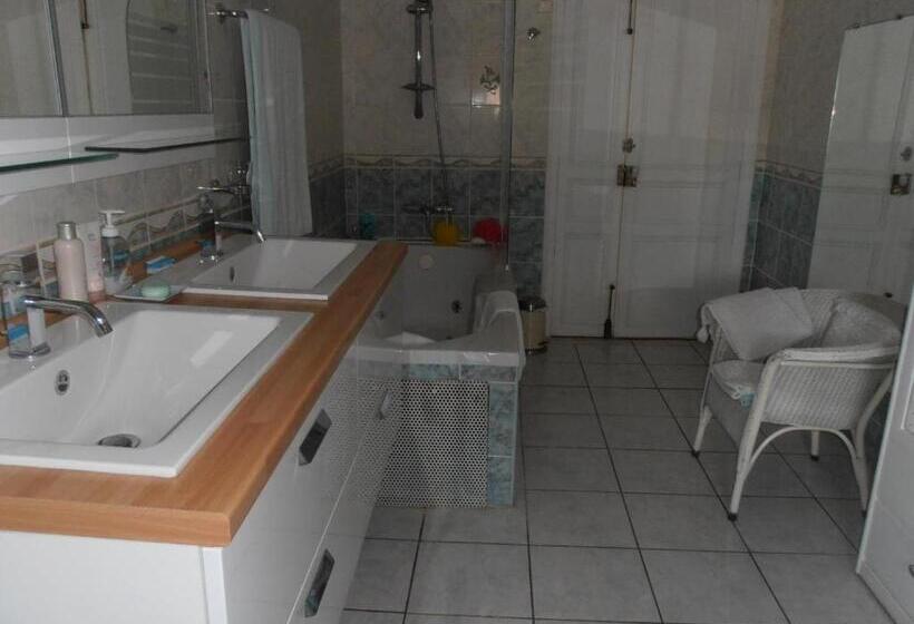 مبيت وإفطار L Orchidée