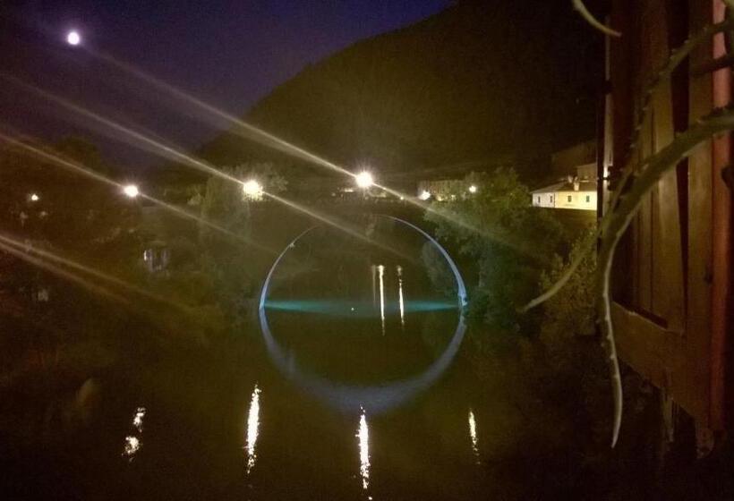 مبيت وإفطار La Finestra Sul Fiume