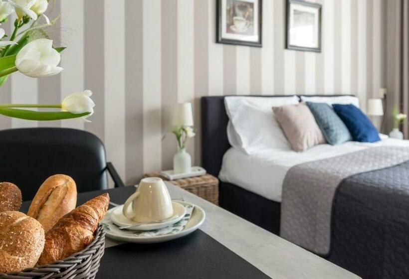 Bed and Breakfast Suite 16