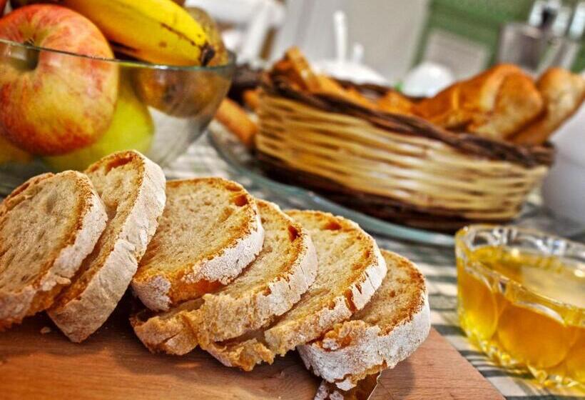 ベッドアンドブレックファースト Villa Glicini