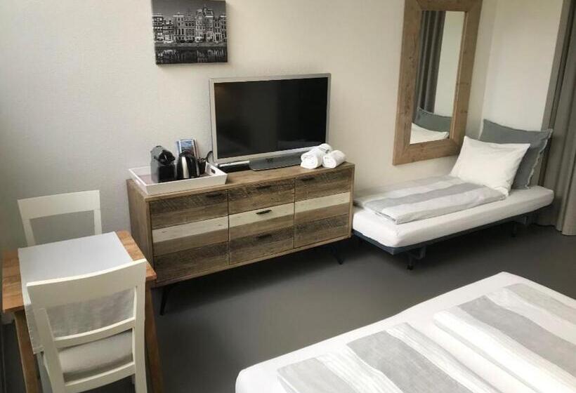 تختخواب و صبحانه Villa Yburg