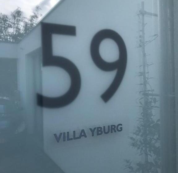 تختخواب و صبحانه Villa Yburg